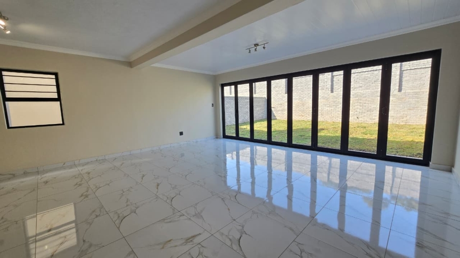 To Let 3 Bedroom Property for Rent in Cashan North West